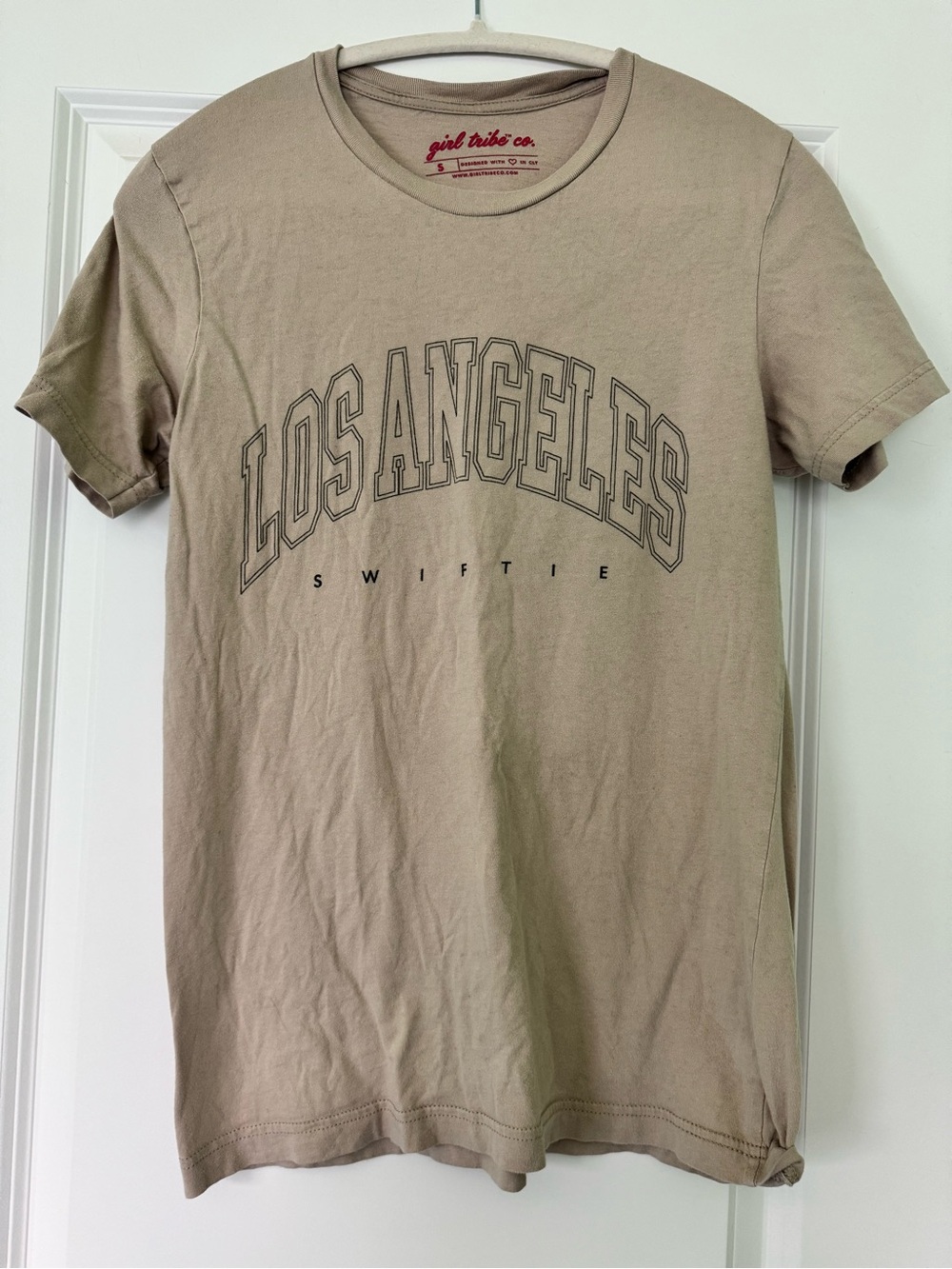 Los Angeles "Swiftie" Graphic Tee - Beige